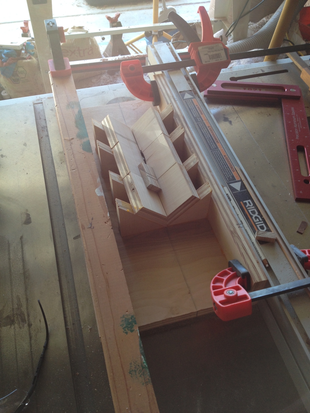 A wider shot of the beveling jig